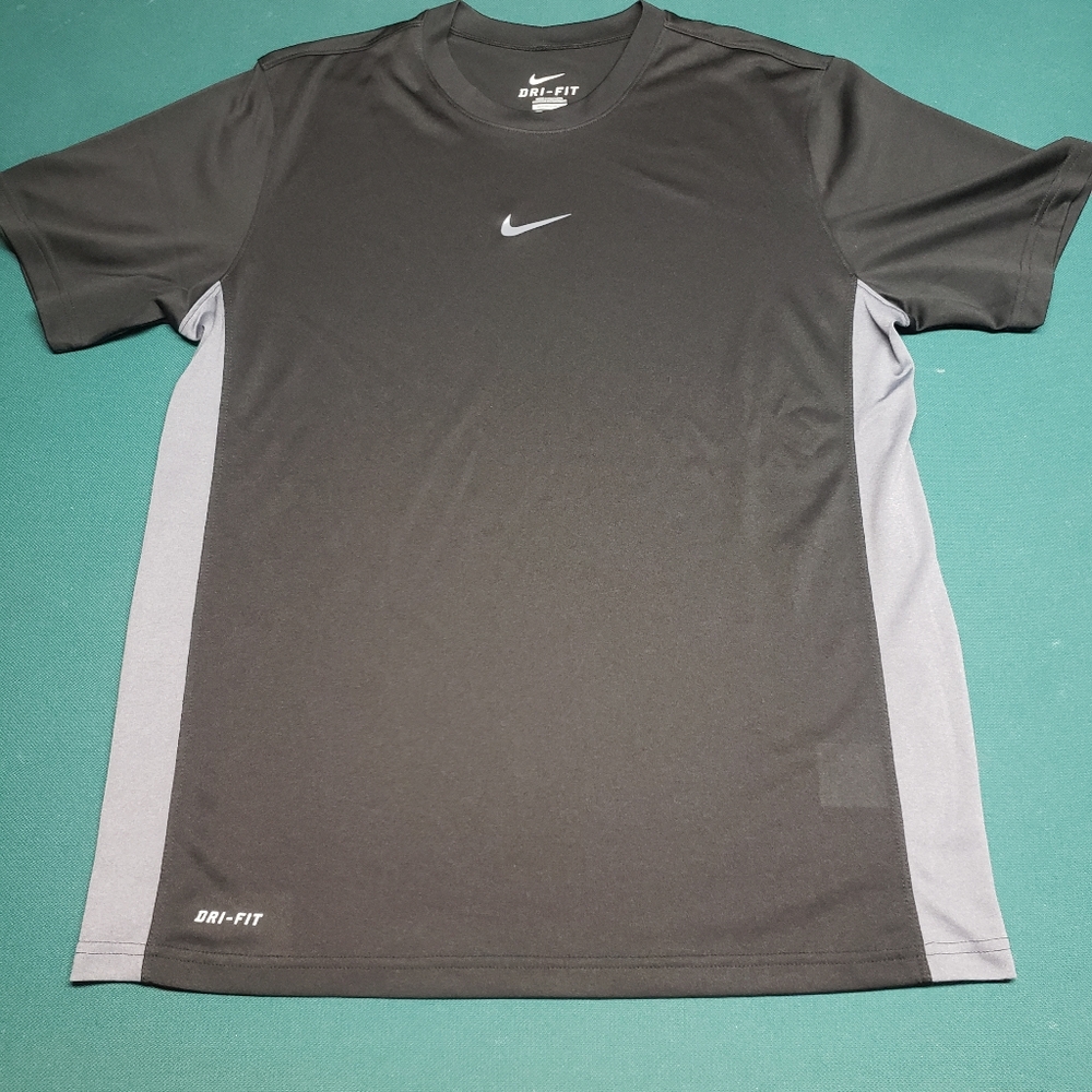 Nike Dri-Fit Mens Shirt